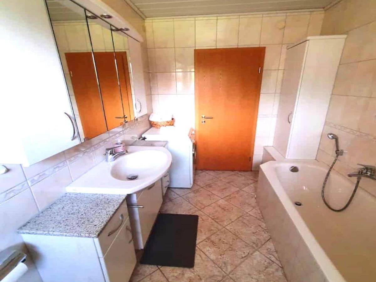 Comfortable Flat In Goerwihl With Balcony Gorwihl 外观 照片